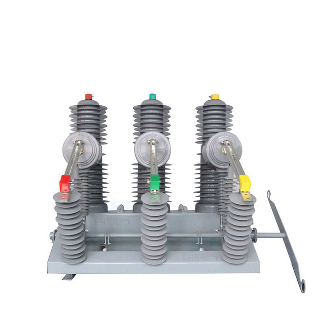 Máy cắt chân không trung áp ba pha ngoài trời ZW32 Series 